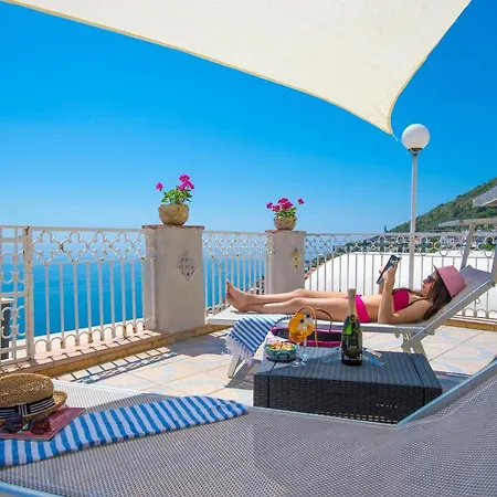 Grande Tuoro Appartement